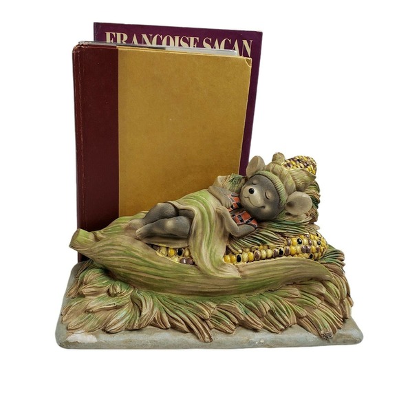 Country Farmhouse Mice Mouse Sleeping on Corn on the Cobb Ceramic Bookends - Picture 3 of 10